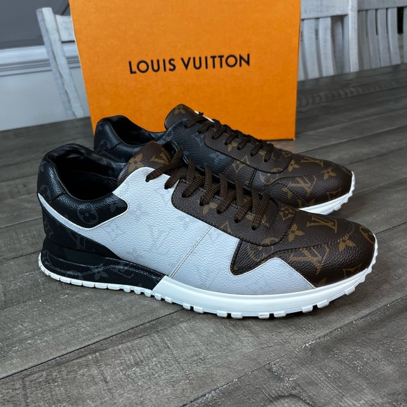 Louis Vuitton Runaway
Trainer Monogram Leather
100% Authentic Sz 11 - Picture 3 of 8